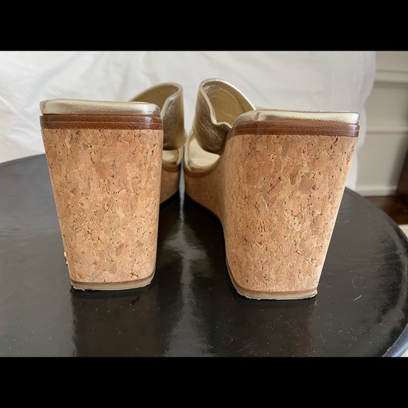 Elegant Jimmy Choo Wedges - Picture 5 of 7